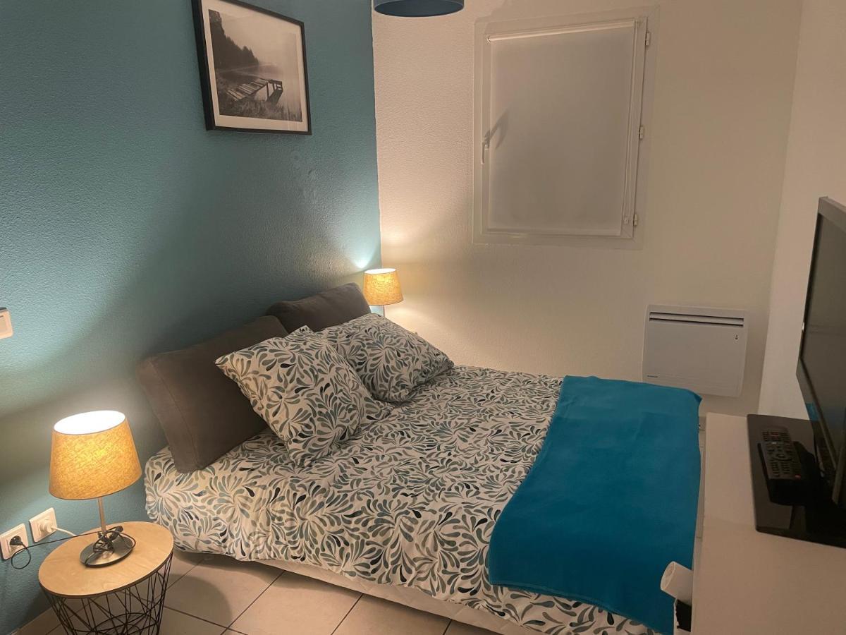 Charmant Appartement Cosy Sur Sete Proche De Toutes Commodites, Parking Prive Extérieur photo